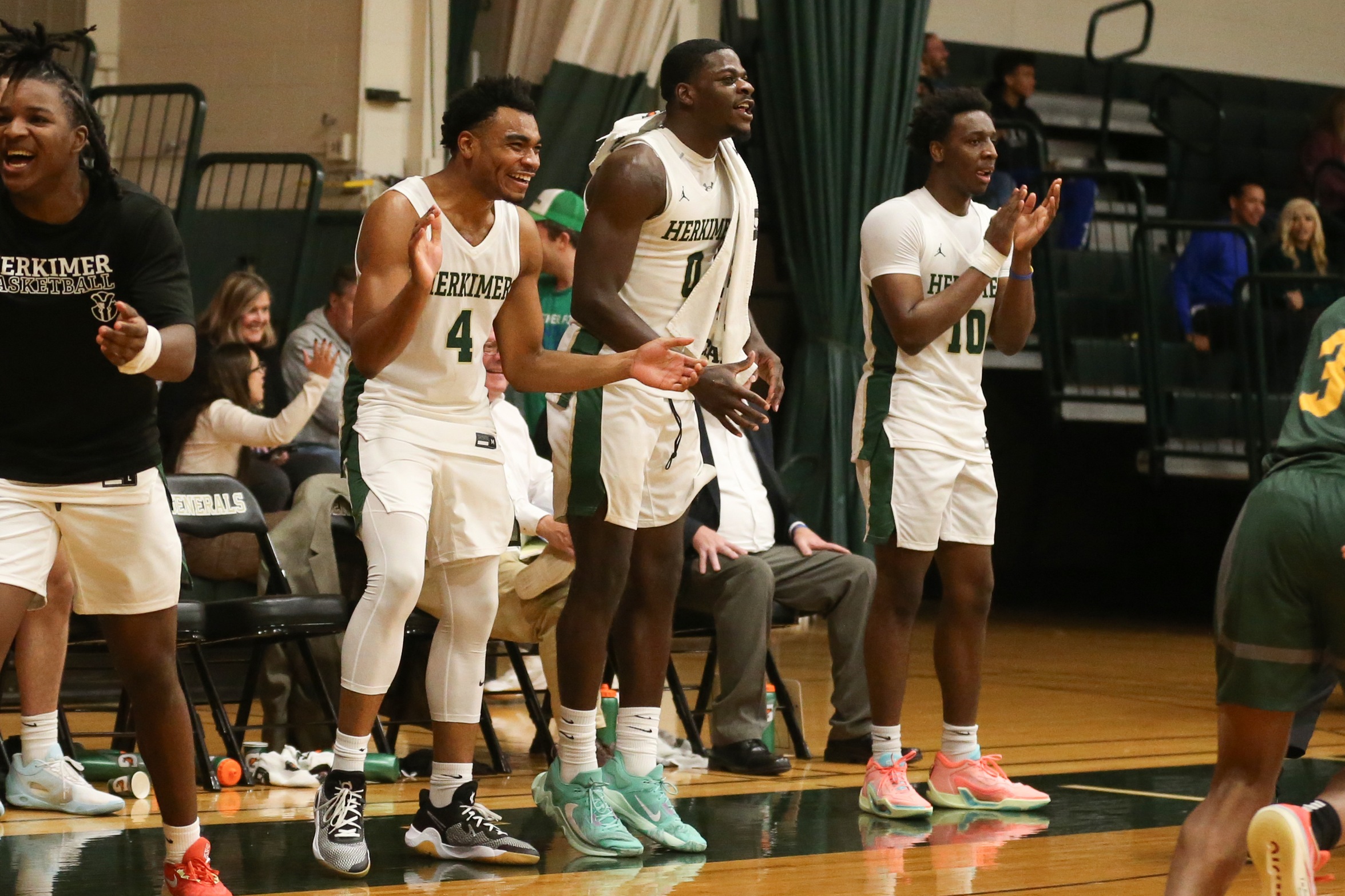 Men's Basketball Opens Conference Play with Win over SUNY Adirondack
