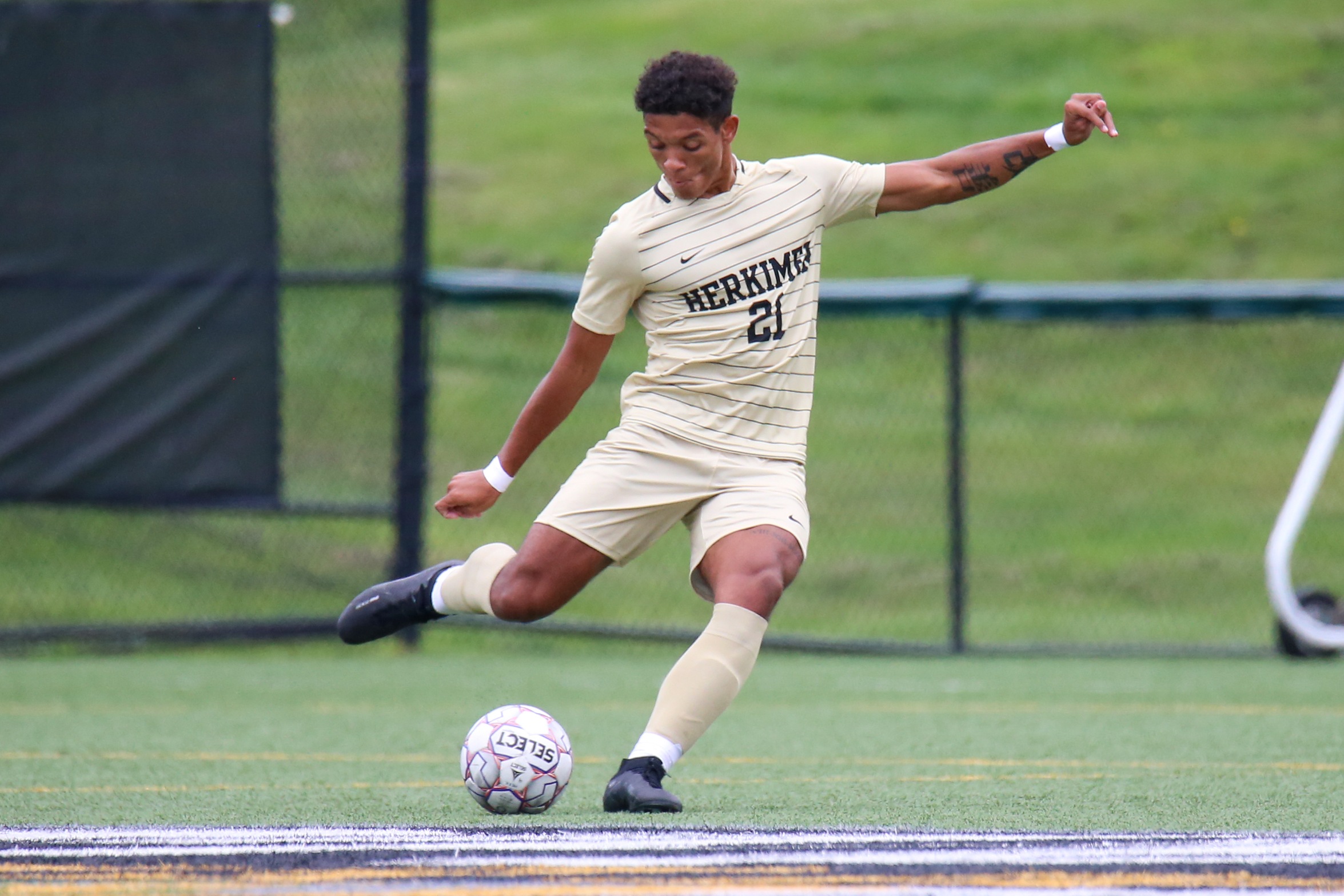 Mens Soccer Suffers First Loss of the Season at No. 2 Genesee