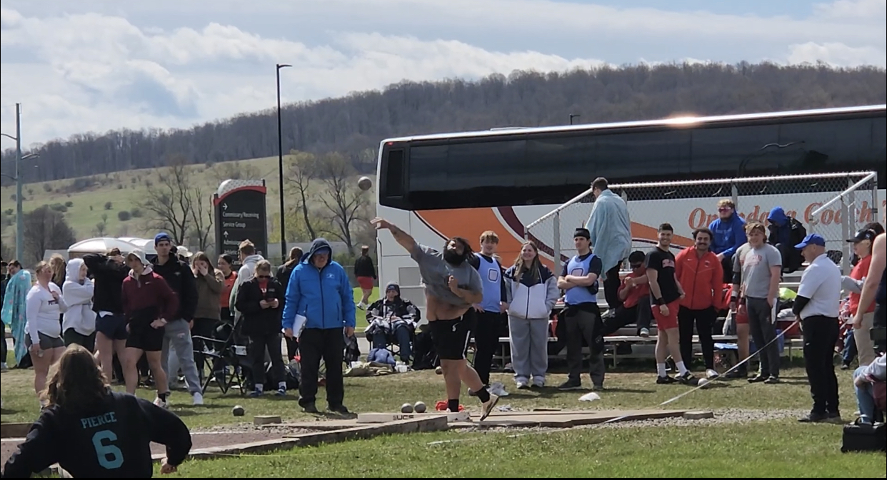 Men's Track &amp; Field Competes at Cortland Classic