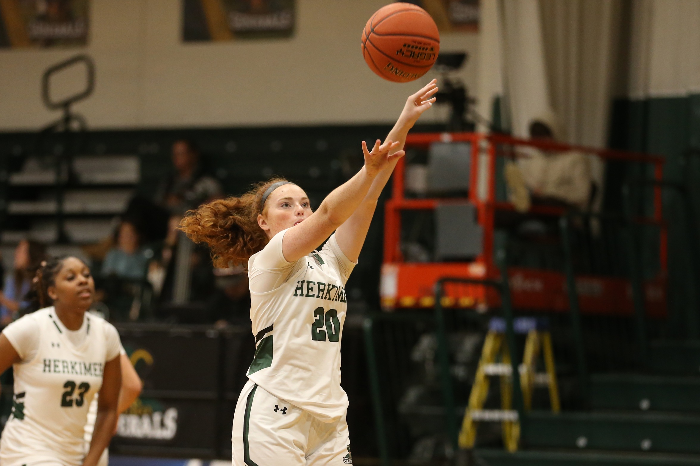 Women's Basketball Falls to Fulton-Montgomery on the Road