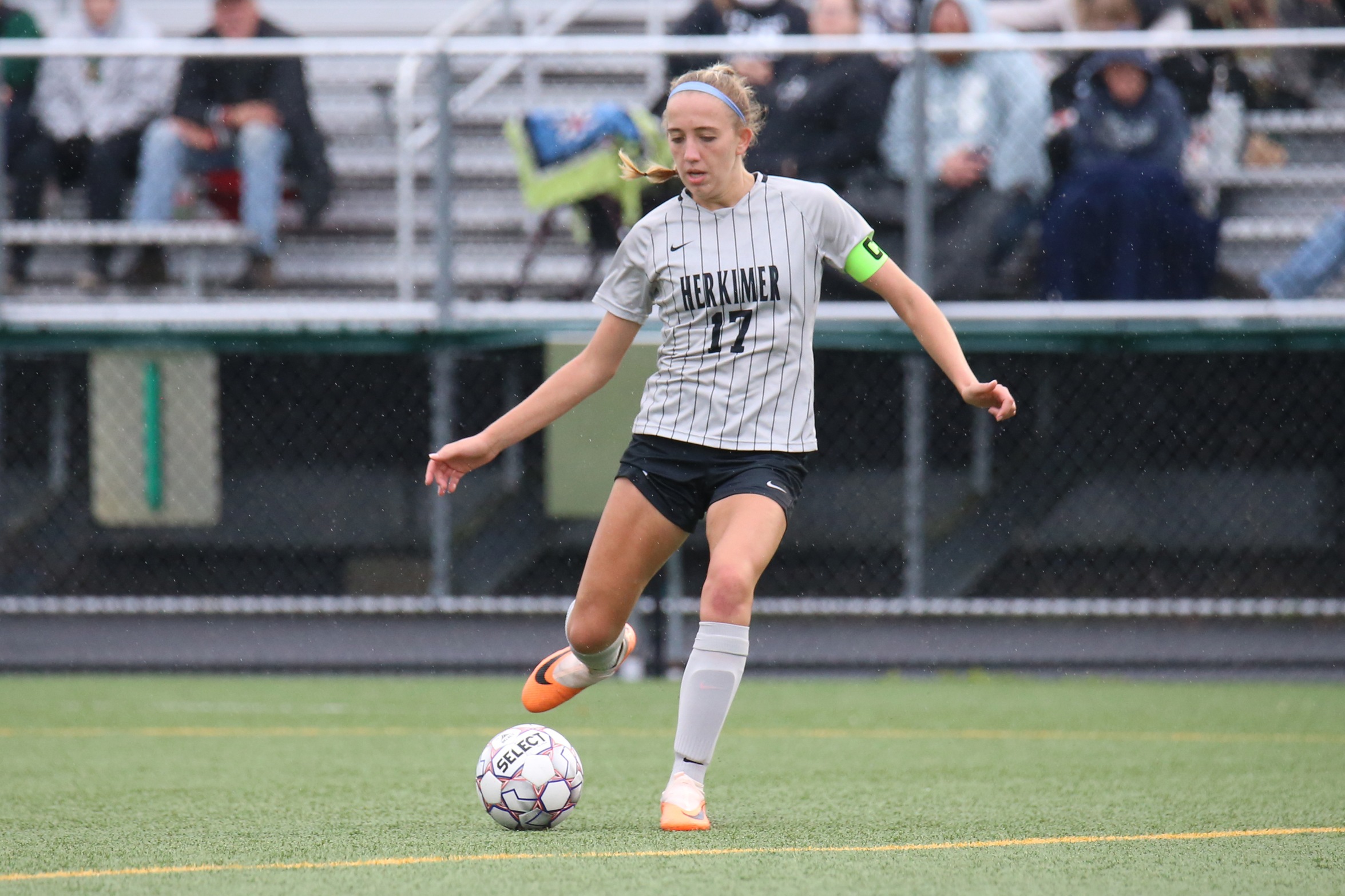 Reimer Scores Two Goals; Women's Soccer Ties With No. 5 Ranked Genesee