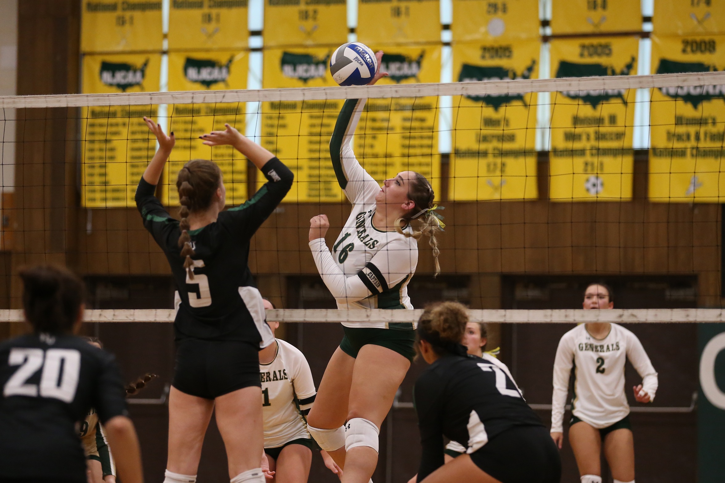 Herkimer Volleyball Falls to Hudson Valley CC in Home-Opener